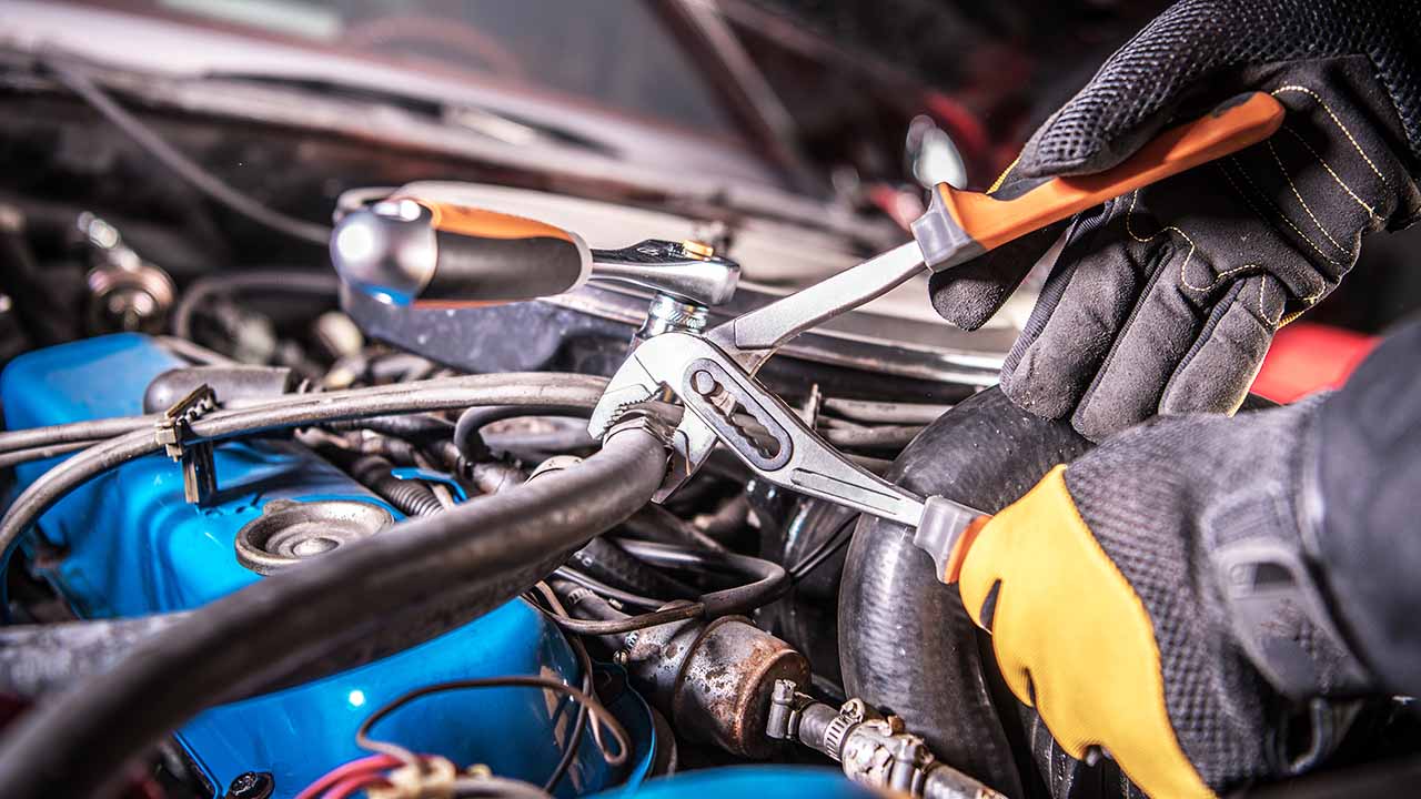 How To Identify And Fix Common Car Problems