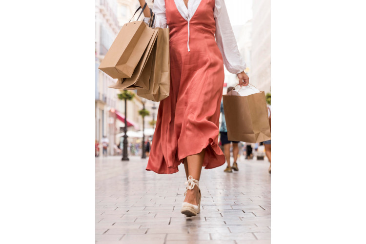 How To Shop For Vintage Clothing Online Safely