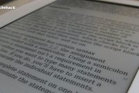 What Are The Advantages Of Using E-Readers Over Books